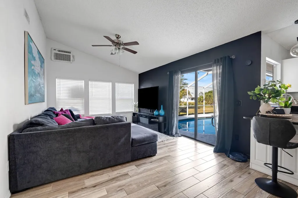 601 SW Icon Avenue Port St Lucie FL 34953