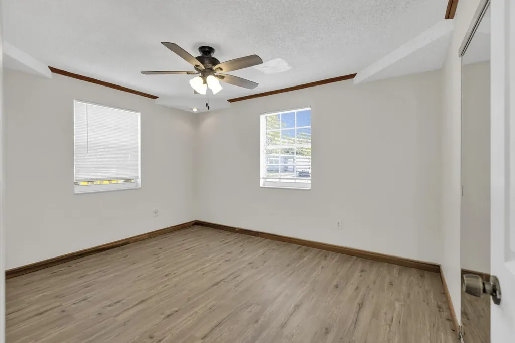261 NE 42nd Street Deerfield Beach FL 33064