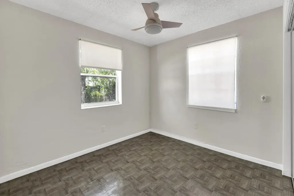 261 NE 42nd Street Deerfield Beach FL 33064