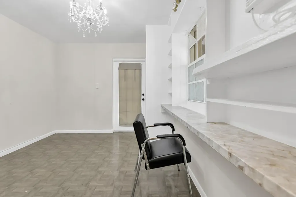 261 NE 42nd Street Deerfield Beach FL 33064