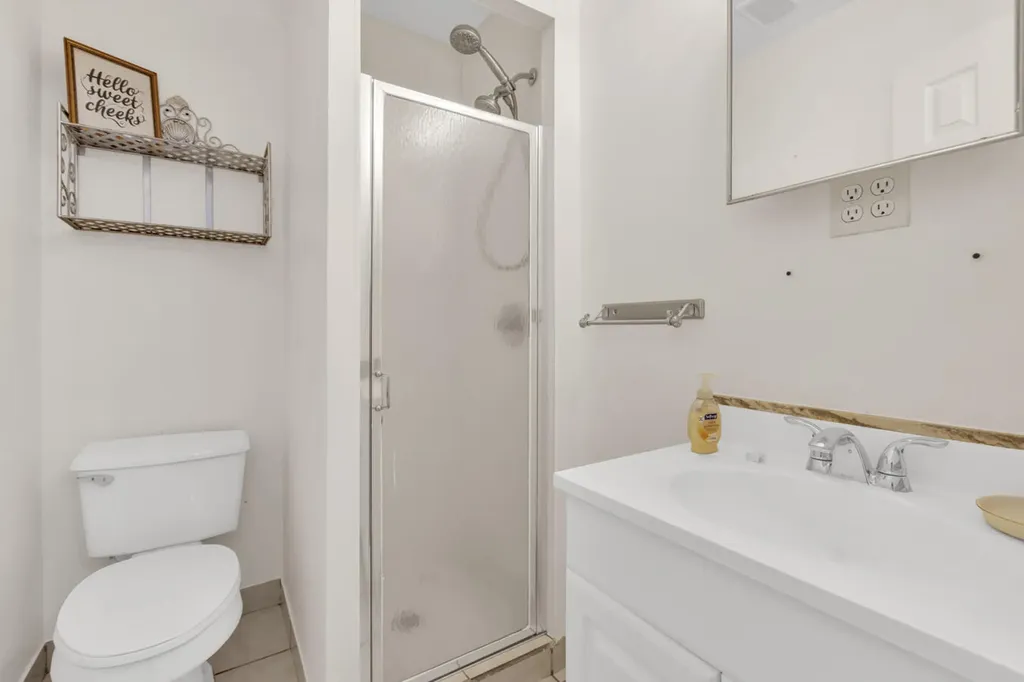 261 NE 42nd Street Deerfield Beach FL 33064