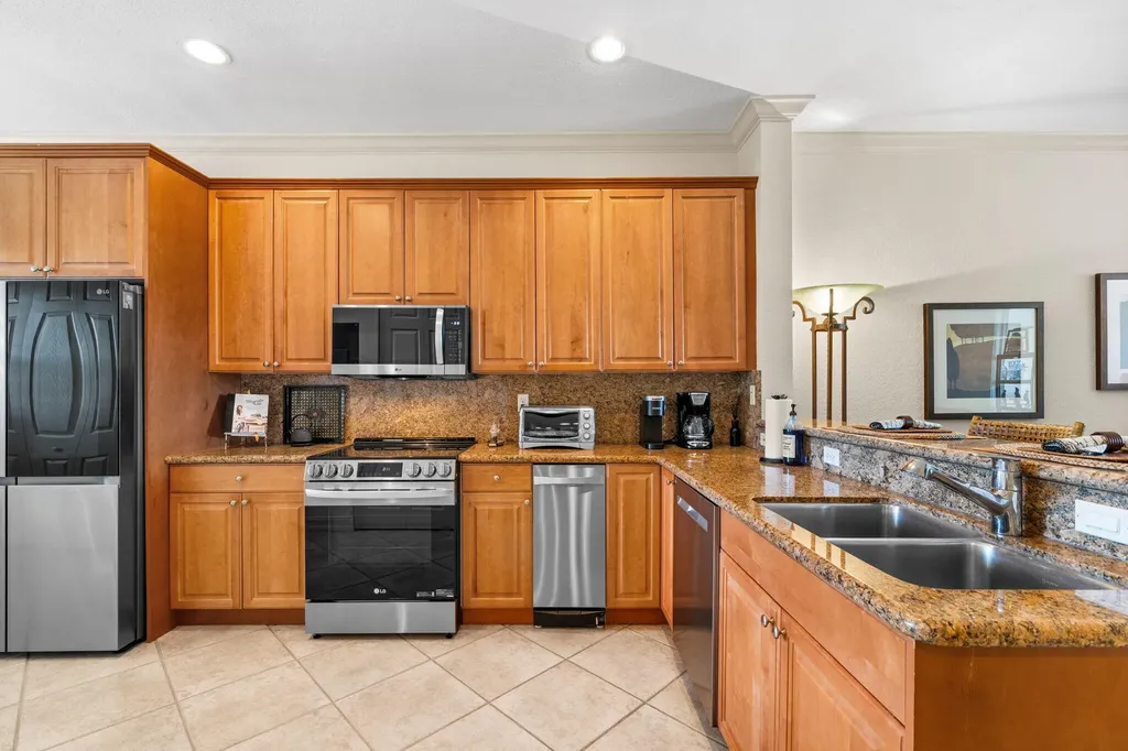 2720 NE 15th Street Fort Lauderdale FL 33304