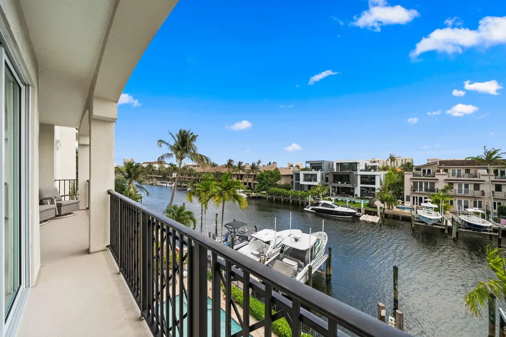2720 NE 15th Street Fort Lauderdale FL 33304