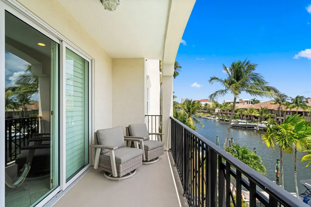 2720 NE 15th Street Fort Lauderdale FL 33304