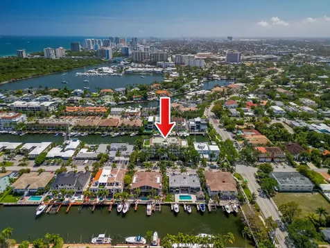 2720 NE 15th Street Fort Lauderdale FL 33304