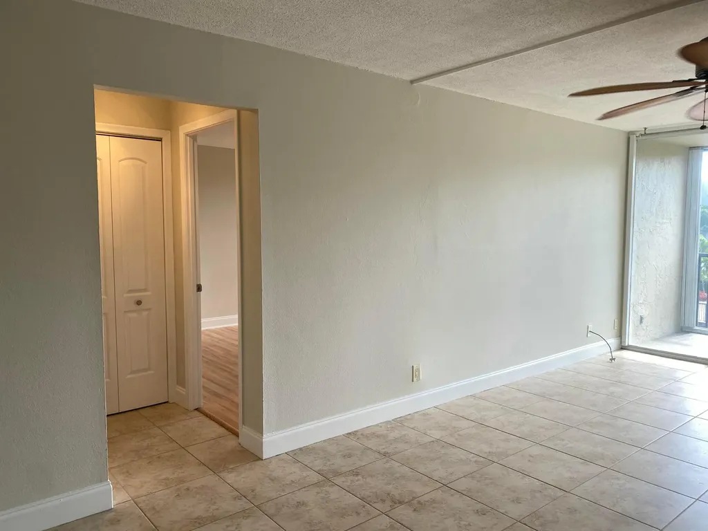 4 Royal Palm Way Boca Raton FL 33432