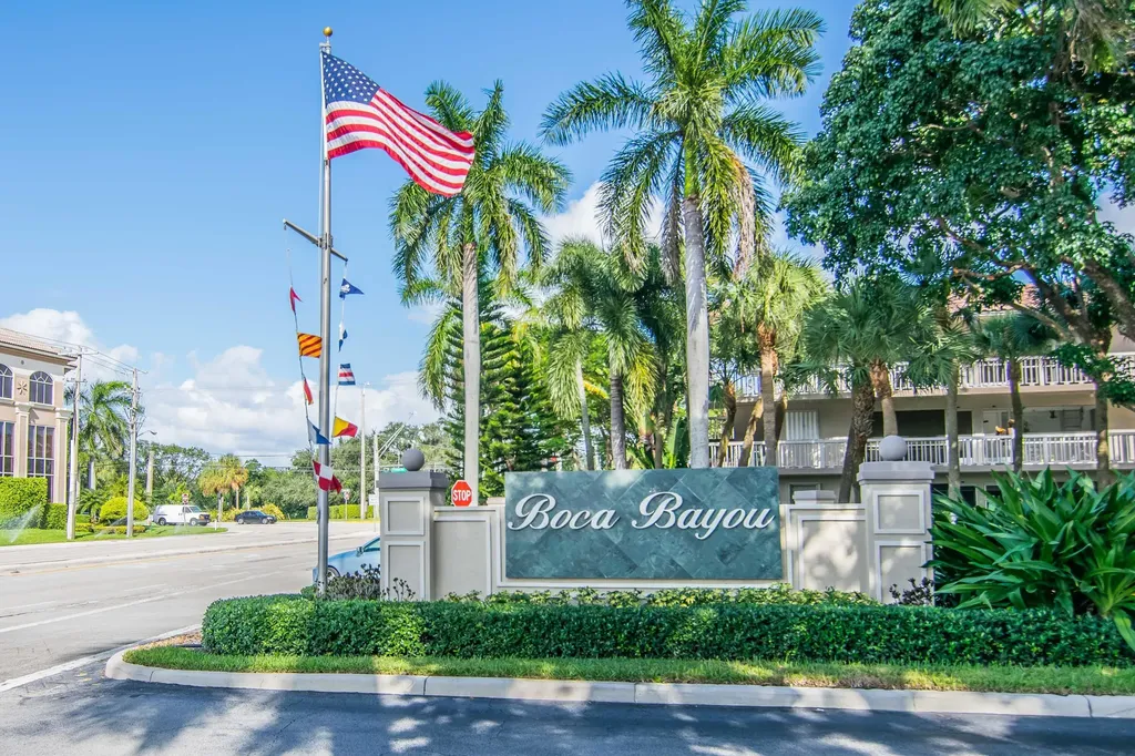 4 Royal Palm Way Boca Raton FL 33432