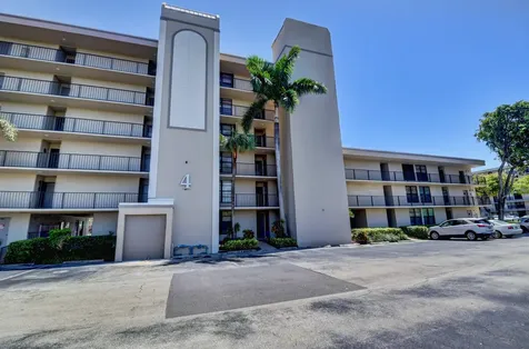 4 Royal Palm Way Boca Raton FL 33432