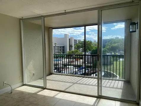 4 Royal Palm Way Boca Raton FL 33432