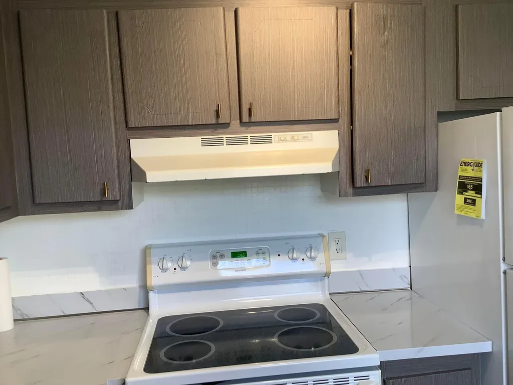 189 Saxony Delray Beach FL 33446