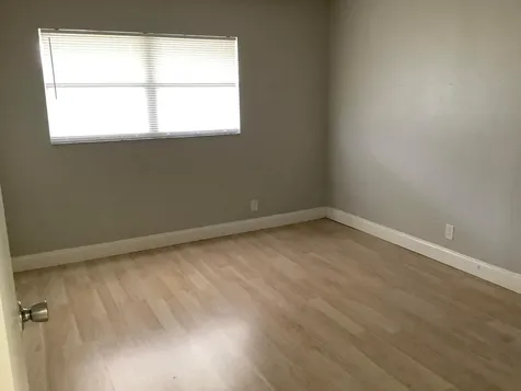 189 Saxony Delray Beach FL 33446