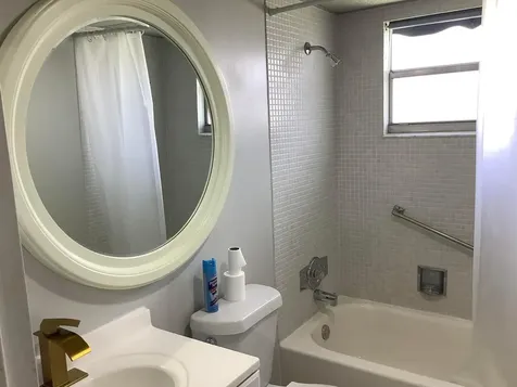 189 Saxony Delray Beach FL 33446