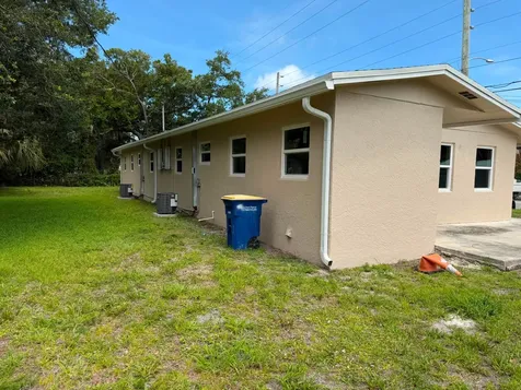 1127 Avenue E Fort Pierce FL 34950
