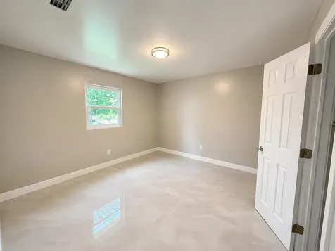 1127 Avenue E Fort Pierce FL 34950
