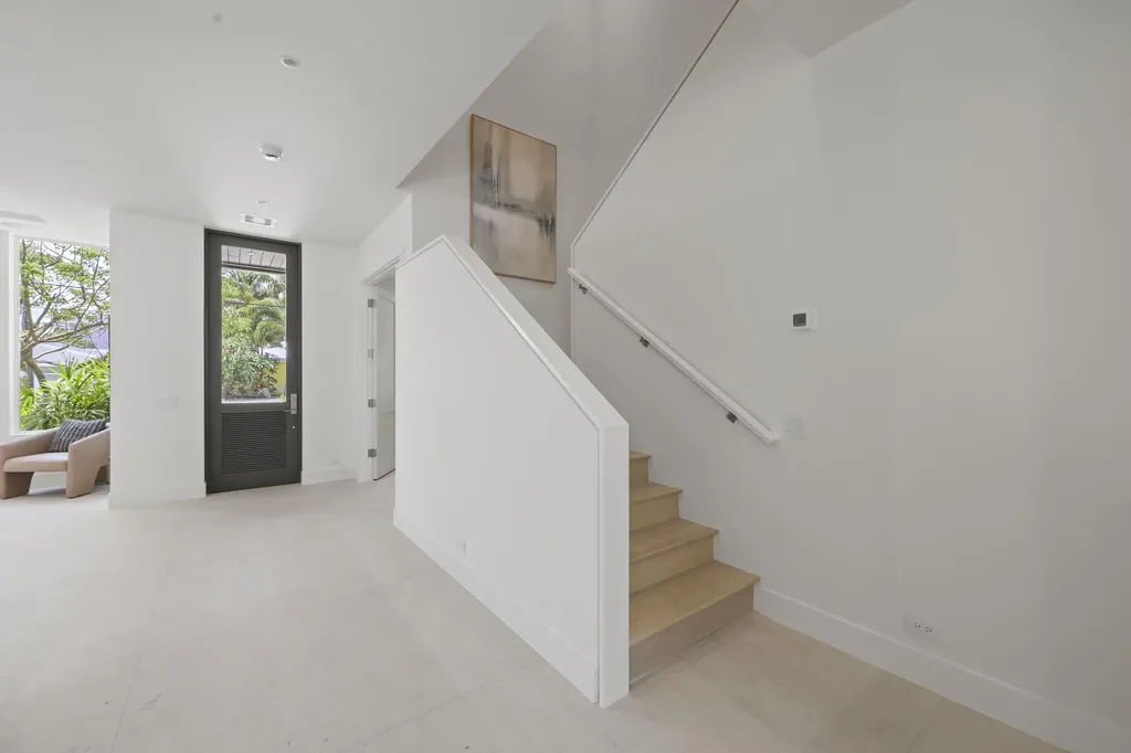 519 SE 4th Avenue Delray Beach FL 33483