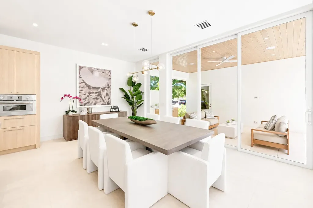 519 SE 4th Avenue Delray Beach FL 33483