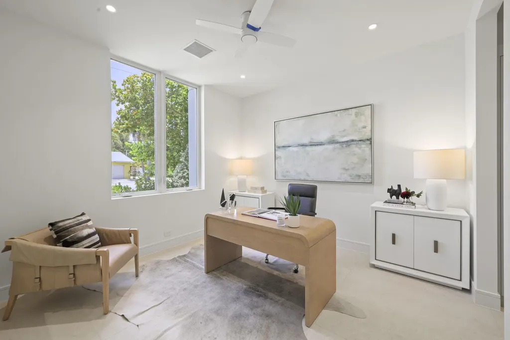 519 SE 4th Avenue Delray Beach FL 33483