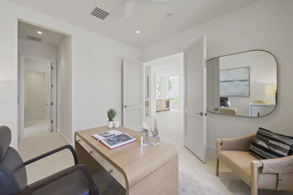 519 SE 4th Avenue Delray Beach FL 33483