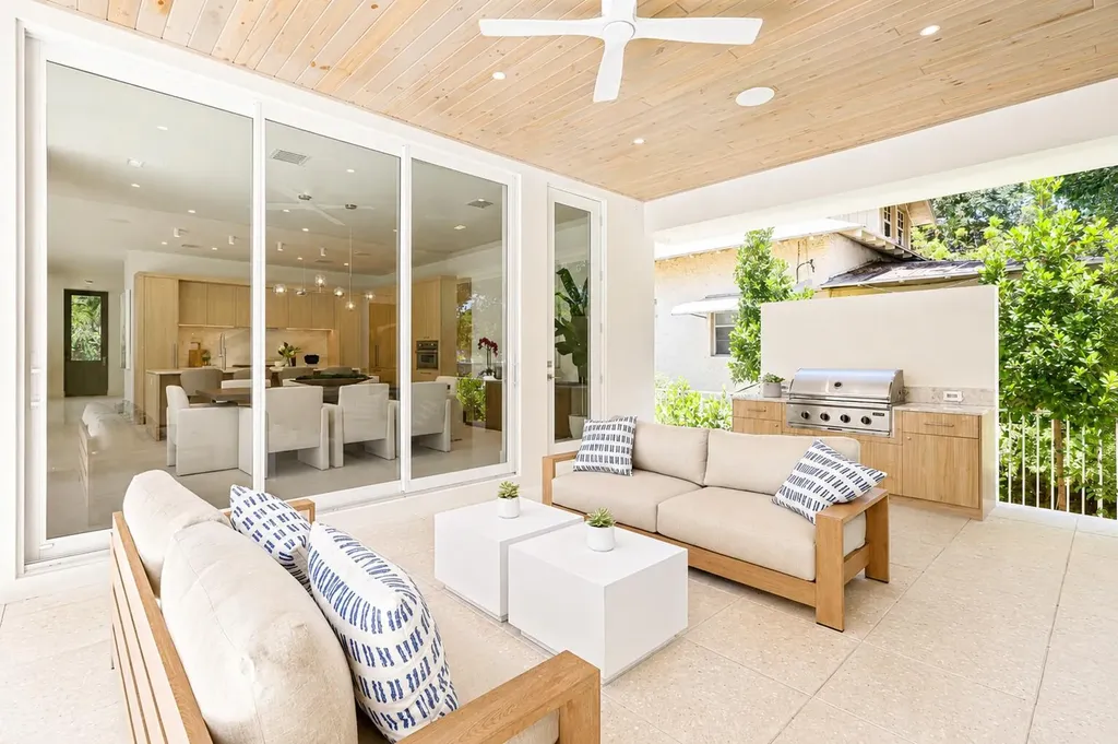 519 SE 4th Avenue Delray Beach FL 33483