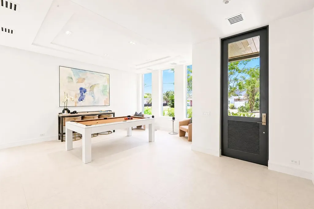 519 SE 4th Avenue Delray Beach FL 33483