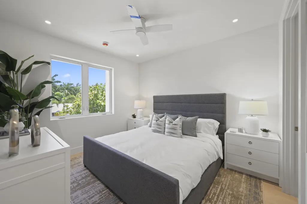 519 SE 4th Avenue Delray Beach FL 33483