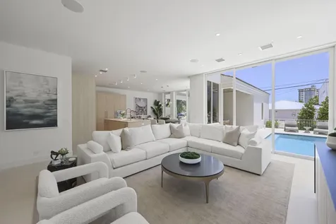 519 SE 4th Avenue Delray Beach FL 33483