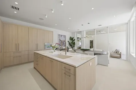 519 SE 4th Avenue Delray Beach FL 33483