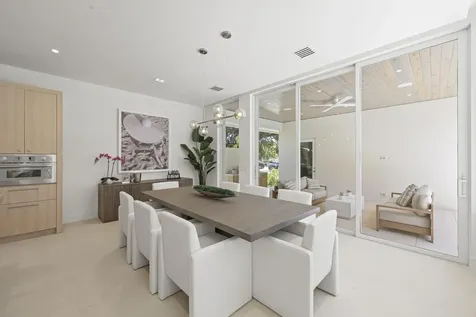 519 SE 4th Avenue Delray Beach FL 33483