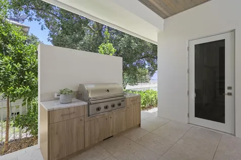 519 SE 4th Avenue Delray Beach FL 33483