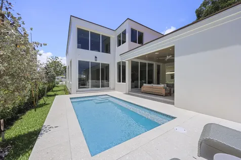 519 SE 4th Avenue Delray Beach FL 33483