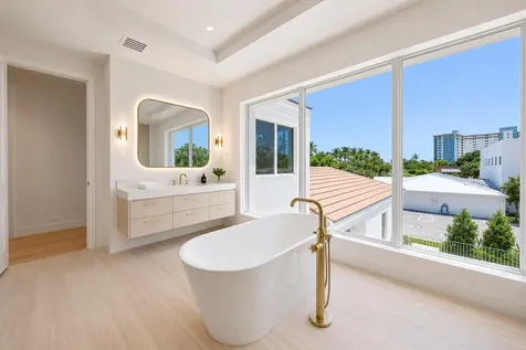 519 SE 4th Avenue Delray Beach FL 33483