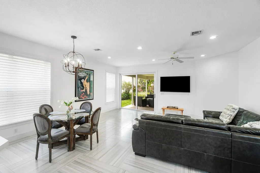 2404 NW 67th Street Boca Raton FL 33496