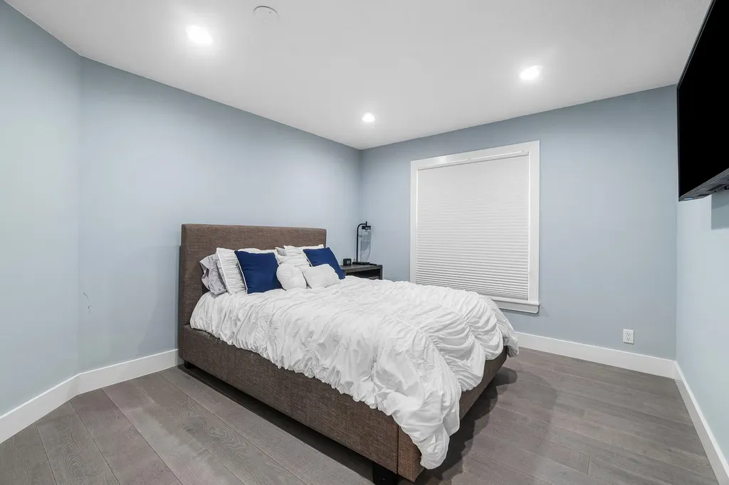 2404 NW 67th Street Boca Raton FL 33496