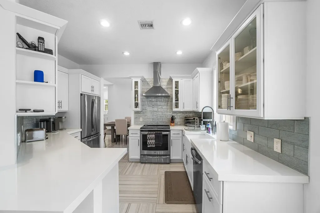 2404 NW 67th Street Boca Raton FL 33496