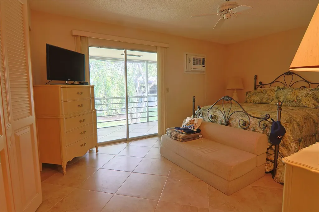 29 Richmond D Deerfield Beach FL 33442