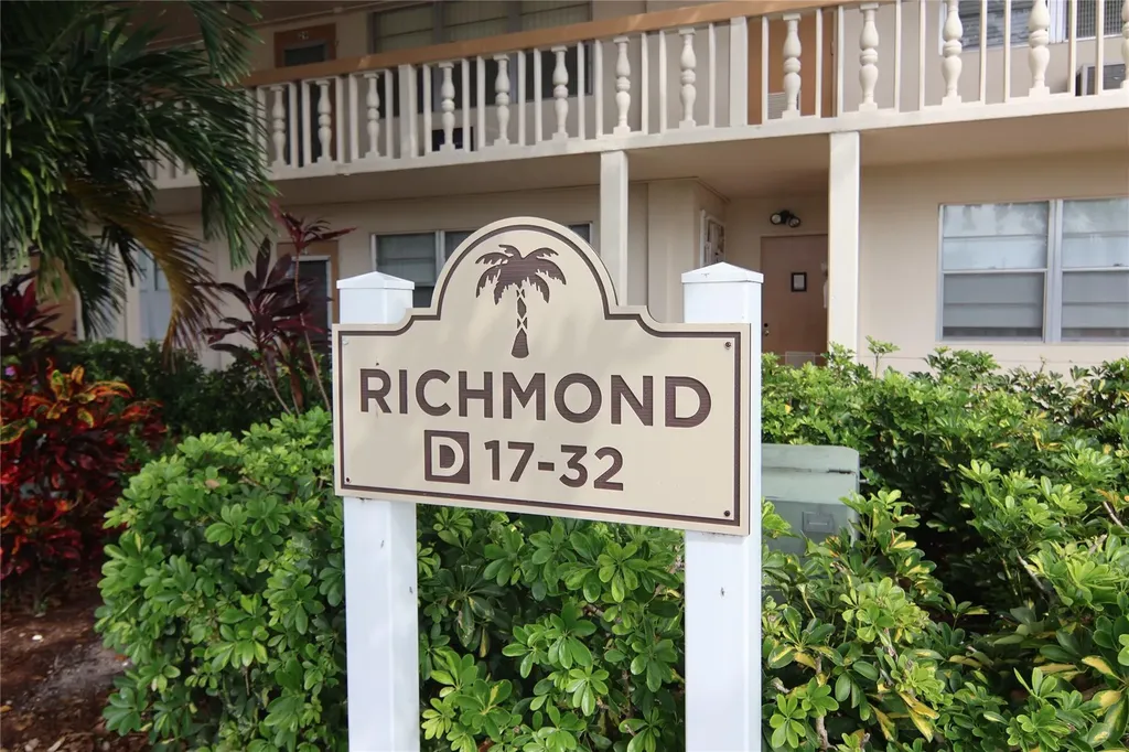 29 Richmond D Deerfield Beach FL 33442