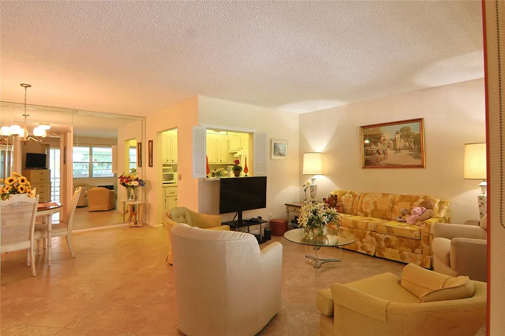 29 Richmond D Deerfield Beach FL 33442