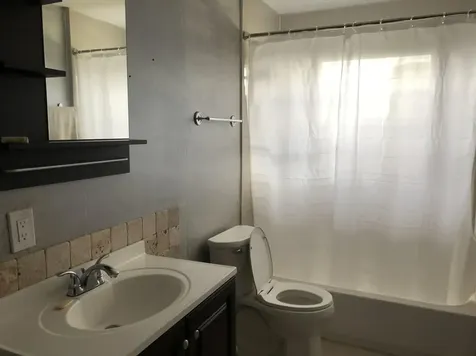 279 SE 8th Terrace Deerfield Beach FL 33441