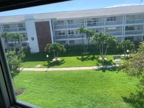 2453 NE 51st Street Fort Lauderdale FL 33308
