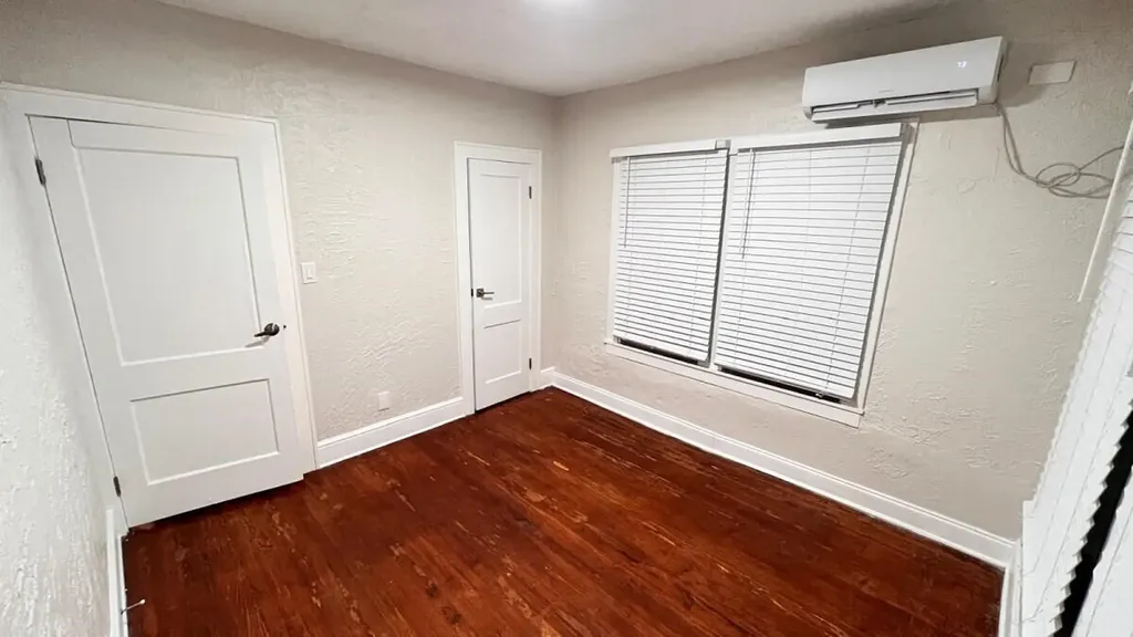 1852 Washington Street Hollywood FL 33020