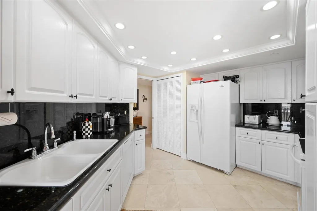 3560 S Ocean Boulevard South Palm Beach FL 33480
