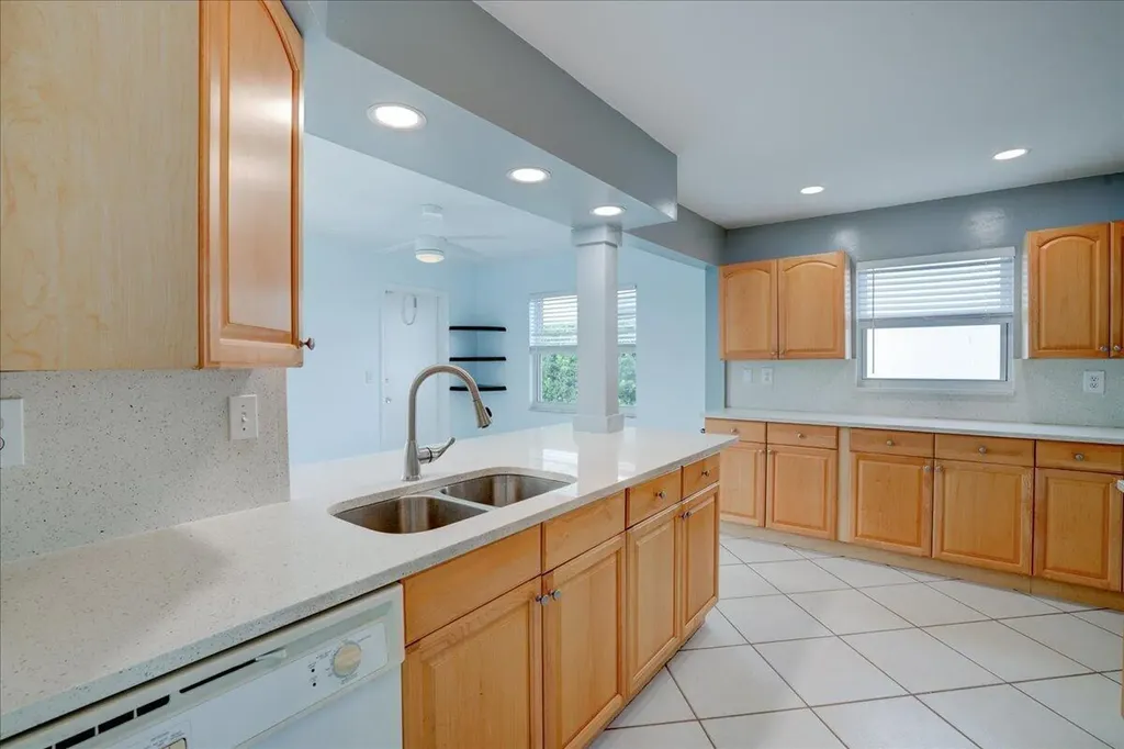 2086 SW 12th Avenue Boynton Beach FL 33426