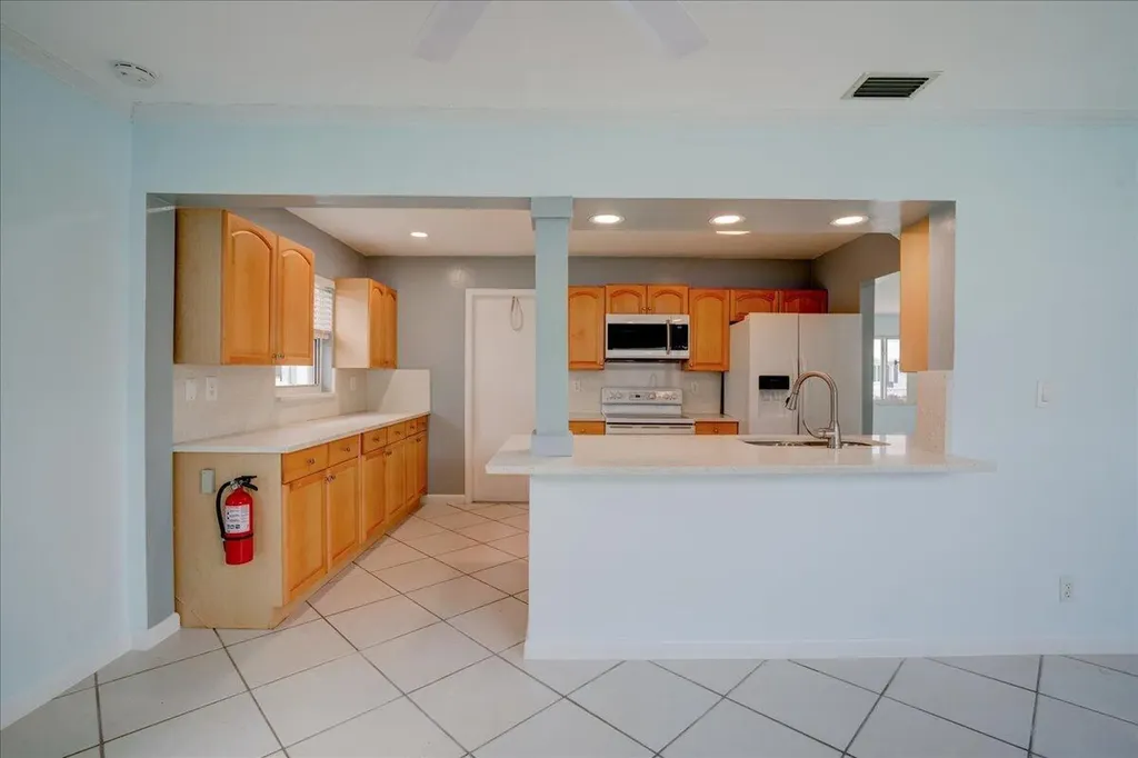 2086 SW 12th Avenue Boynton Beach FL 33426