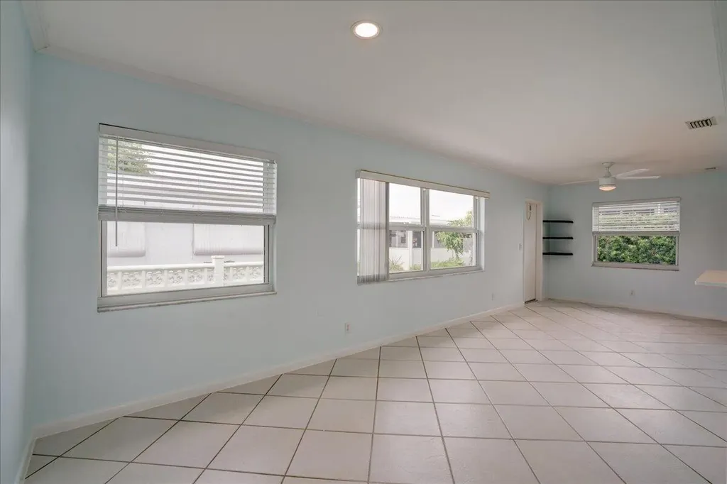 2086 SW 12th Avenue Boynton Beach FL 33426