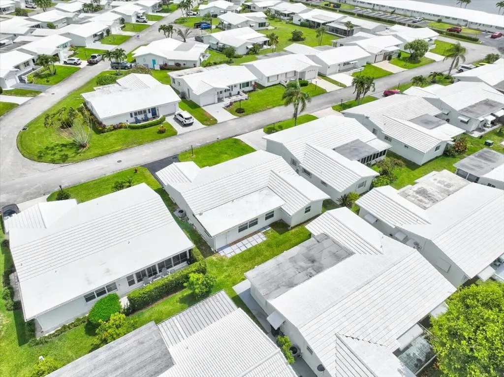 2086 SW 12th Avenue Boynton Beach FL 33426