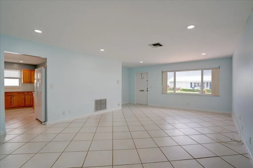 2086 SW 12th Avenue Boynton Beach FL 33426