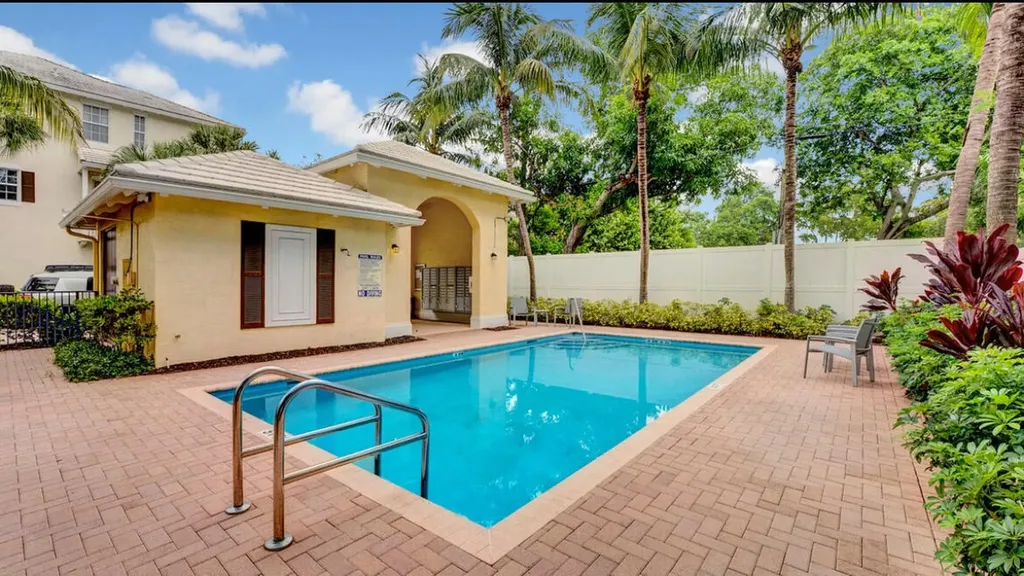 109 E Coda Circle Delray Beach FL 33444