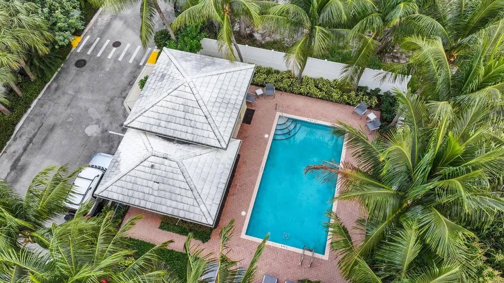 109 E Coda Circle Delray Beach FL 33444