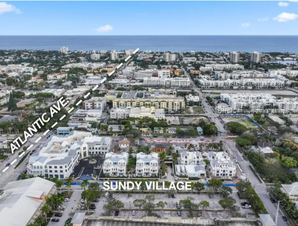 109 E Coda Circle Delray Beach FL 33444