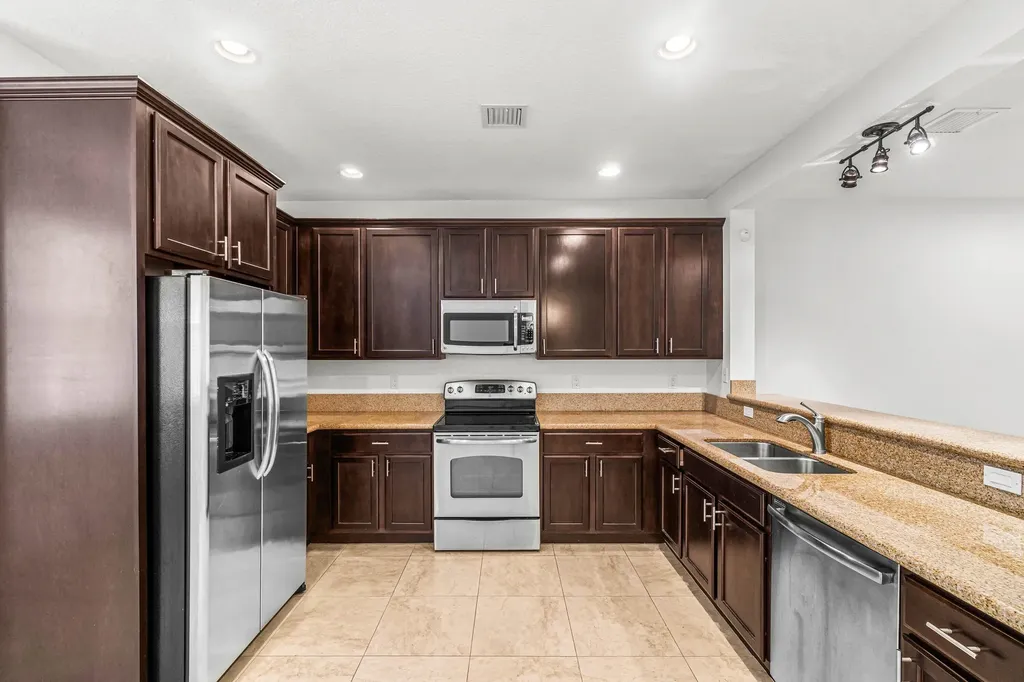 109 E Coda Circle Delray Beach FL 33444
